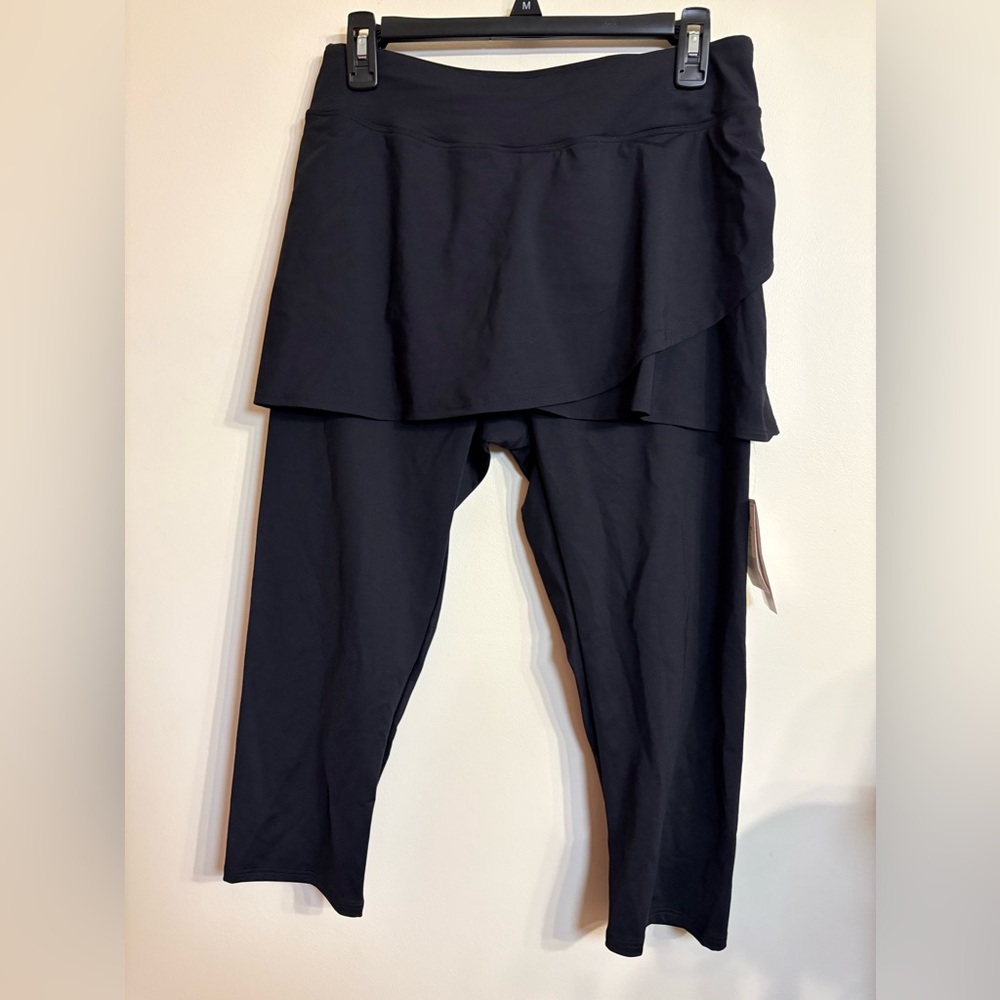 Lands' End Black Leggings with Skirt Overlay-NWT retail $59.95